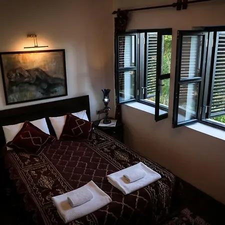 Hadrianus Pansion Αττάλεια