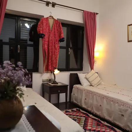 Hadrianus Pansion 3*