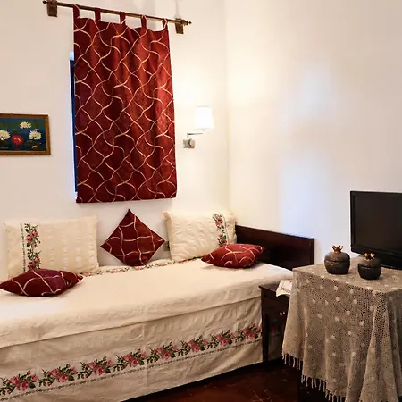 Hotel Hadrianus Pansion 3*