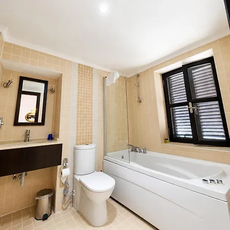 Hotel Hadrianus Pansion 3*