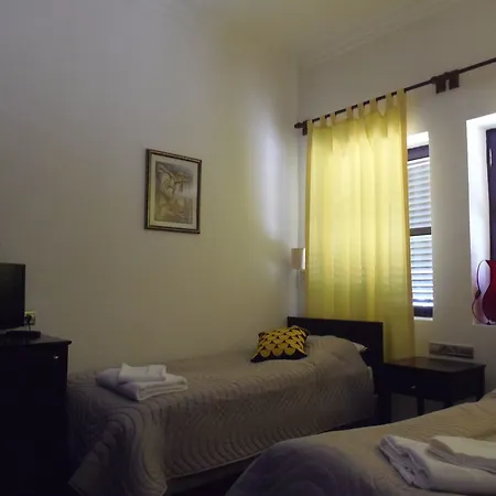 Hadrianus Pansion 3*