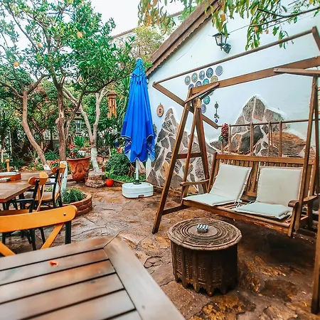 Hotel Hadrianus Pansion