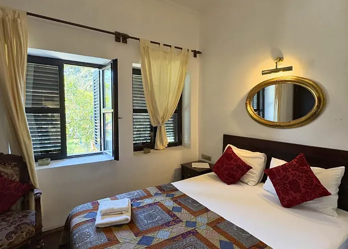 Hotell Hadrianus Pansion 3*