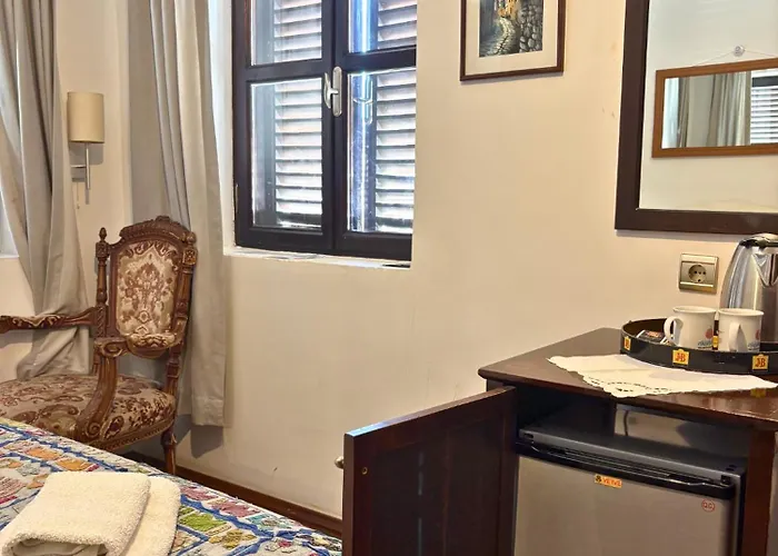 Hotell Hadrianus Pansion 3*