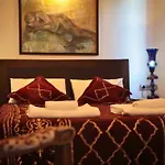 Hotel Hadrianus Pansion 3*