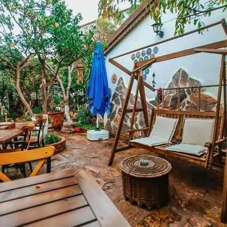 Hotel Hadrianus Pansion