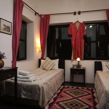 Hadrianus Pansion Antalia