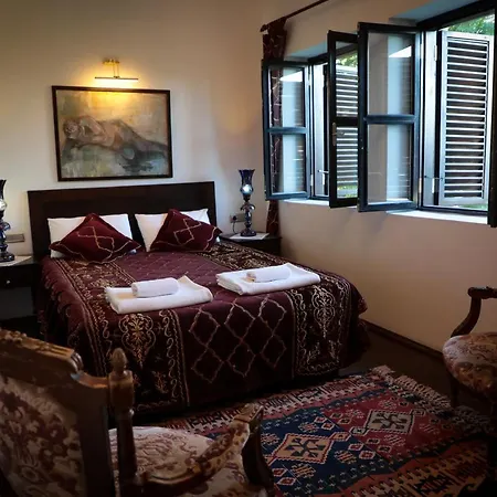 Hadrianus Pansion Hotel 3*