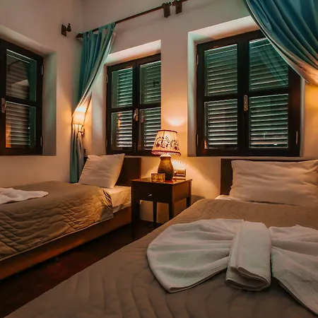 Hadrianus Pansion Antalia