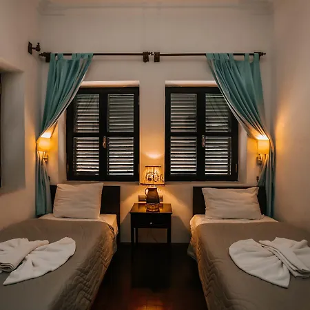 Hotel Hadrianus Pansion